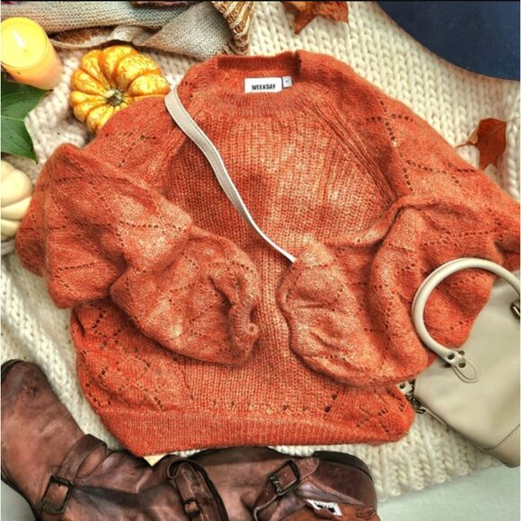 Weekday Soul Orange Mohair Lace Sweater XS | Bell Sleeve Cropped Fall Knit - Picture 1 of 11